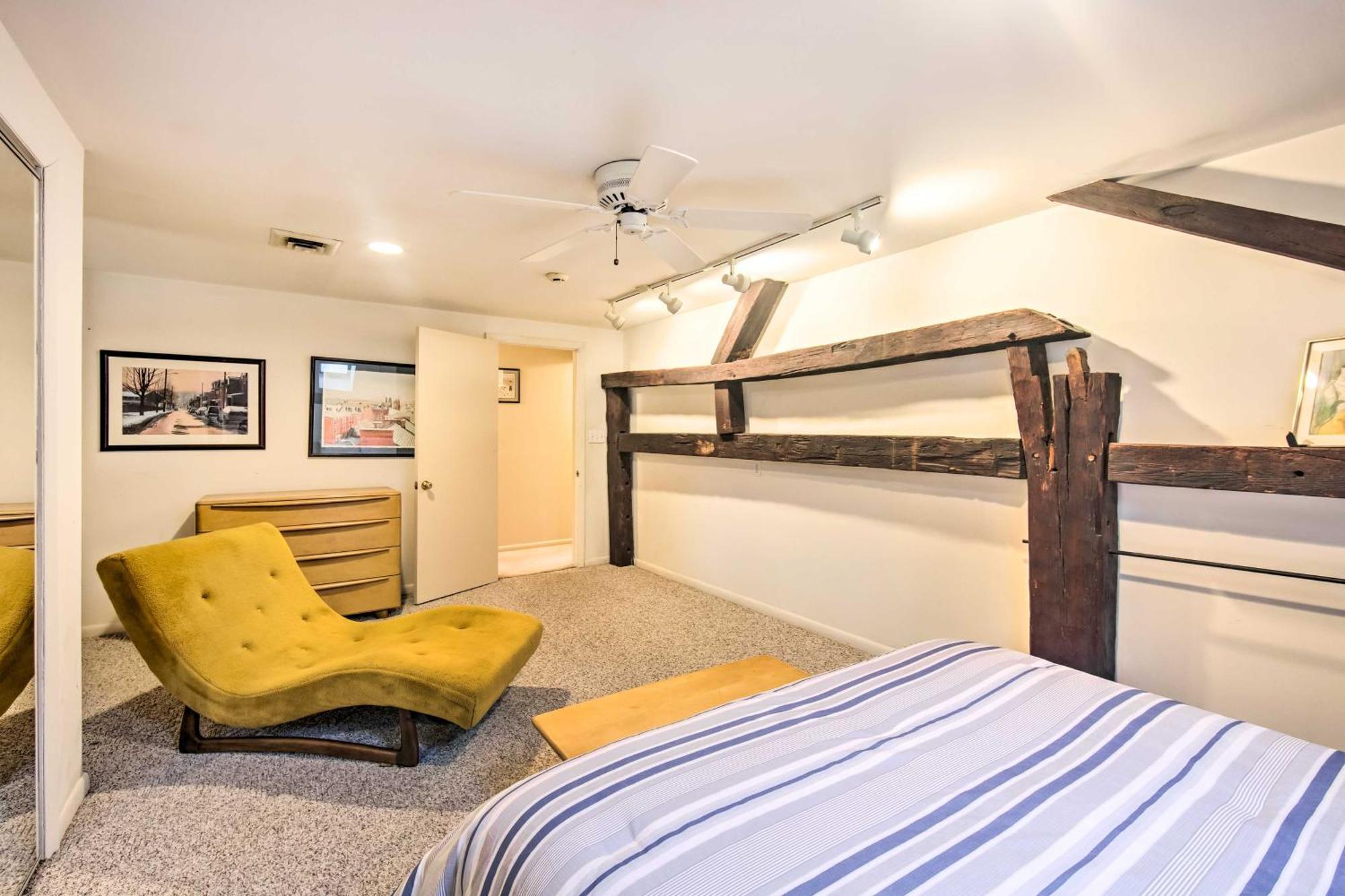 Runningwater Apartment In Lancaster With Deck Exteriör bild